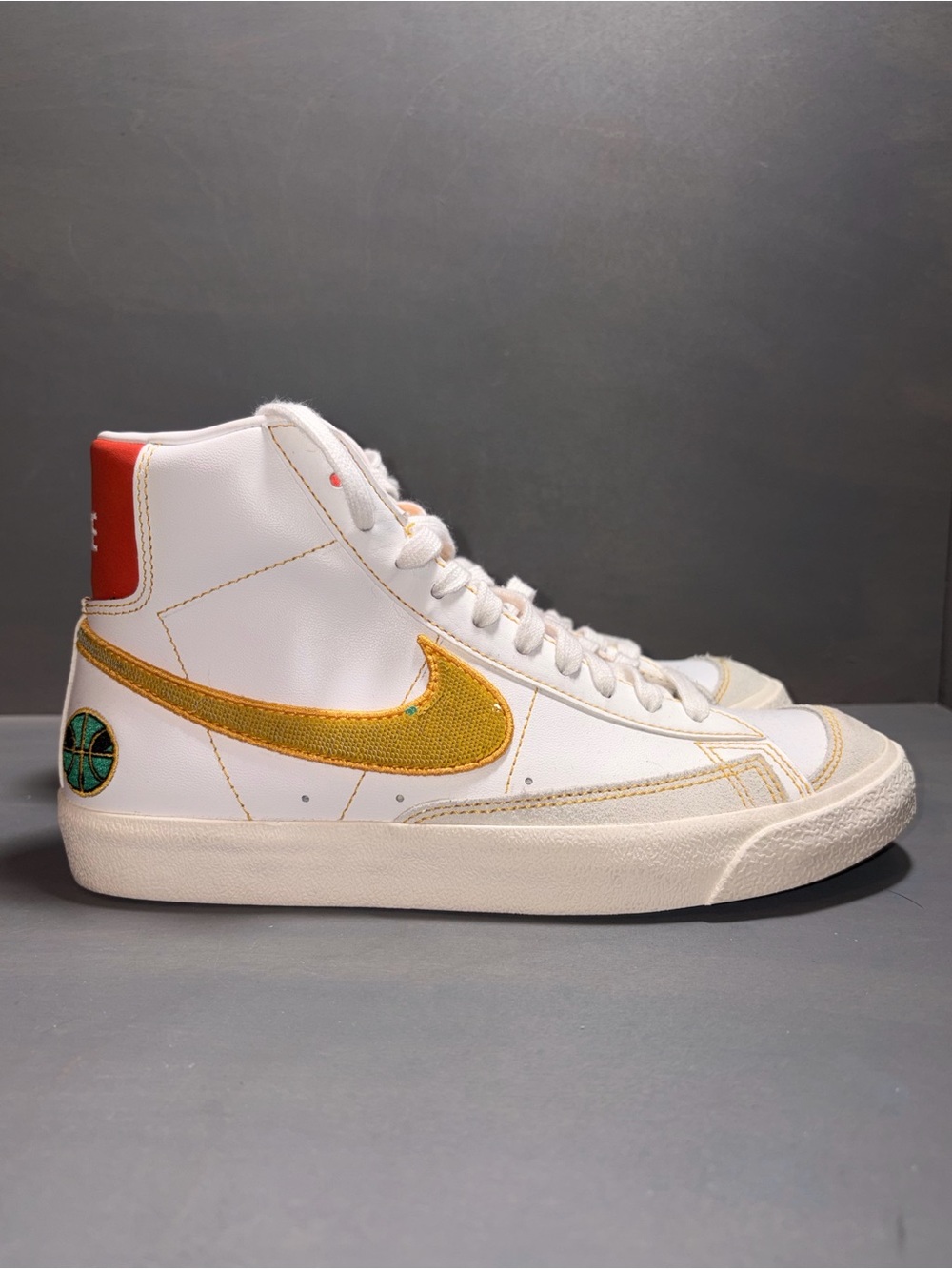 Nike Blazer Mid '77 GS Unisex Kids 6Y White/Green/Gold Leather